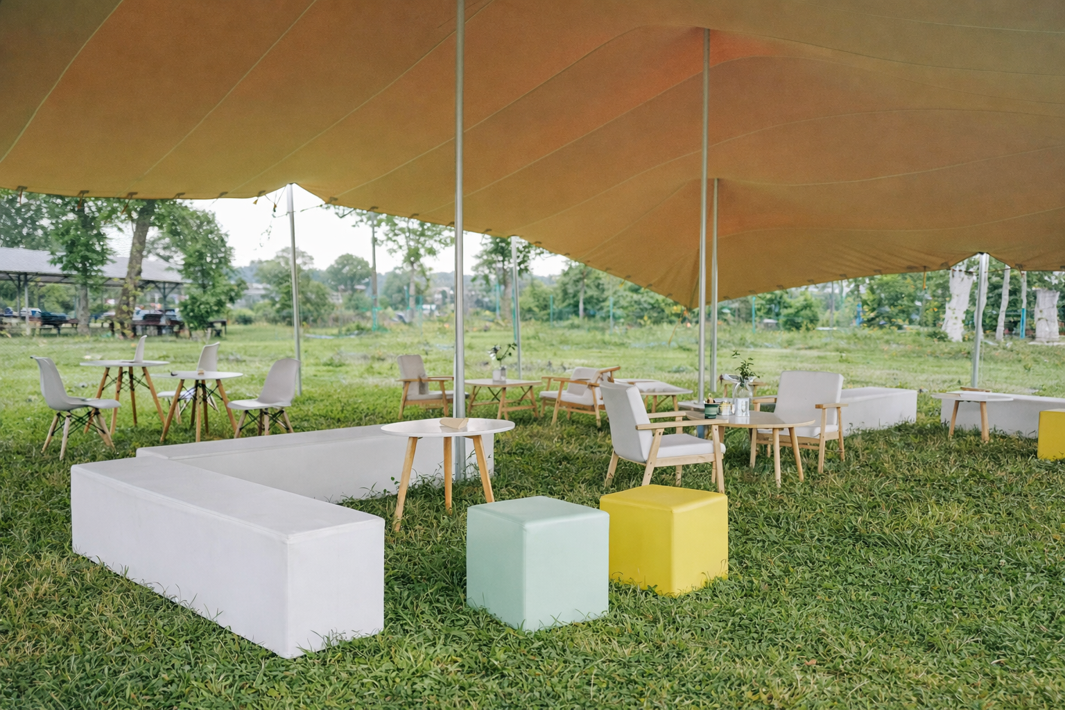 Stretch-tent-gallery2