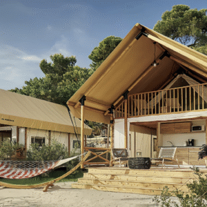 Pasture Land – Safari Tent for Glamping & Campsite Projects