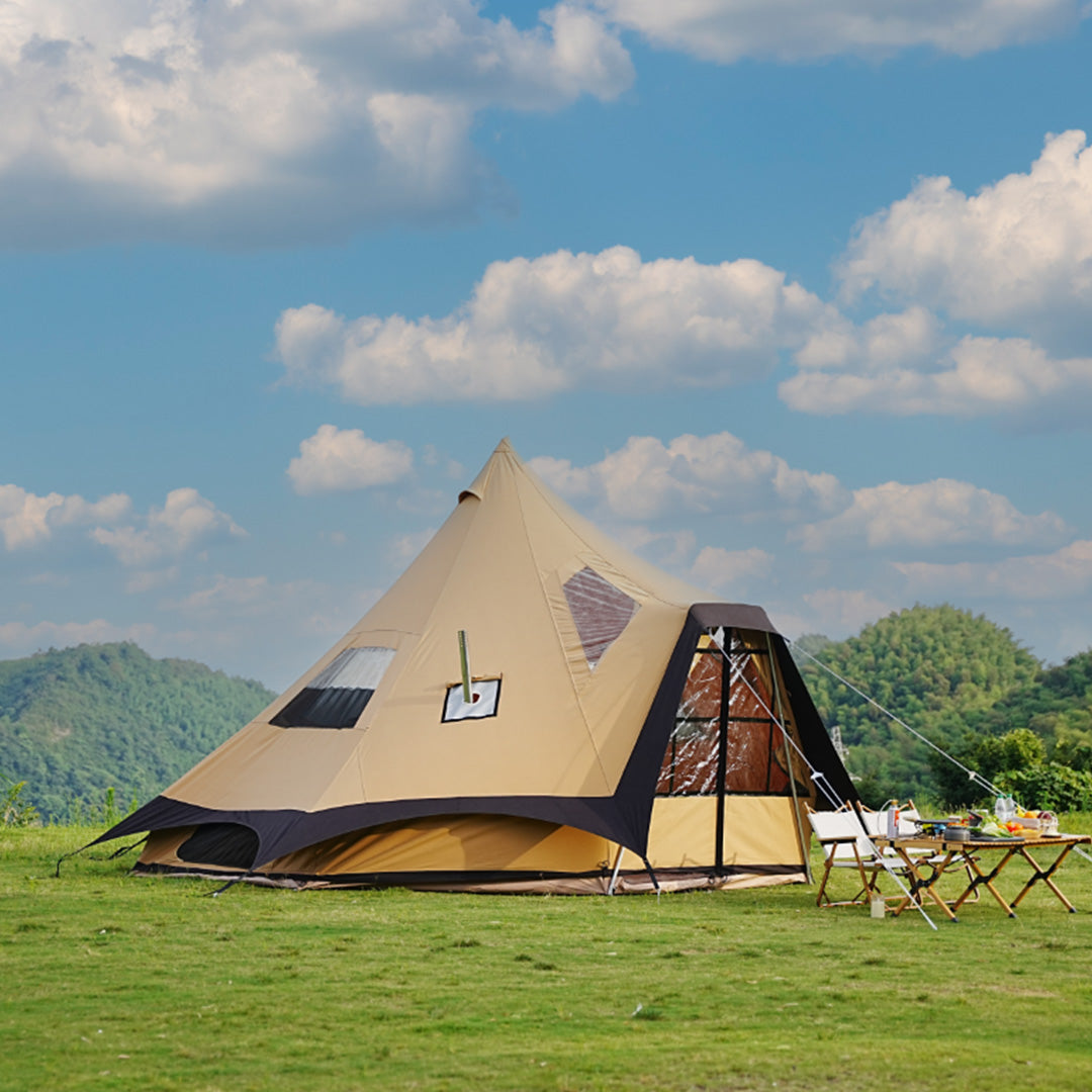 Winter Basecamp.
Summer Pavilion.